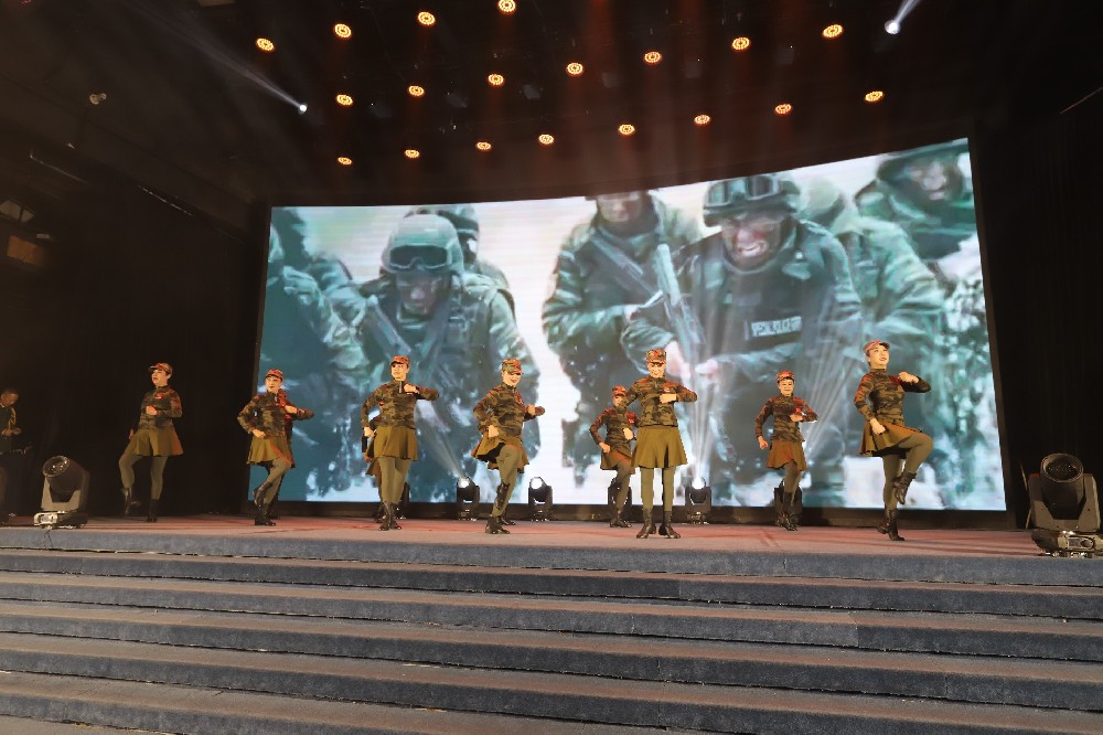 三八节舞蹈表演